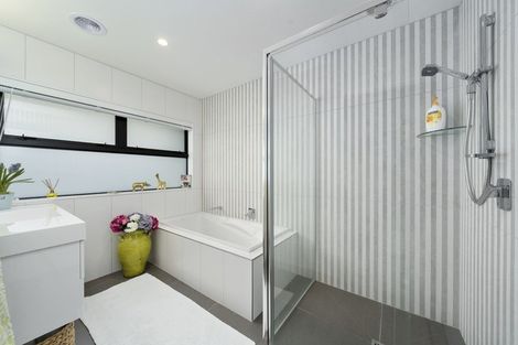 Photo of property in 14 Taranui Way, Paraparaumu Beach, Paraparaumu, 5032