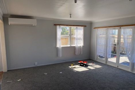 Photo of property in 18 Glenburn Place, Papakura, 2110
