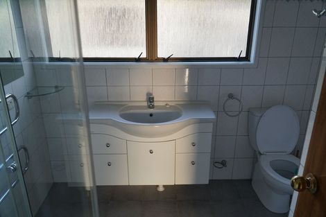 Photo of property in 73 Tindalls Bay Road, Tindalls Beach, Whangaparaoa, 0930