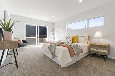 Photo of property in 13 Manawanui Way, Orewa, 0931