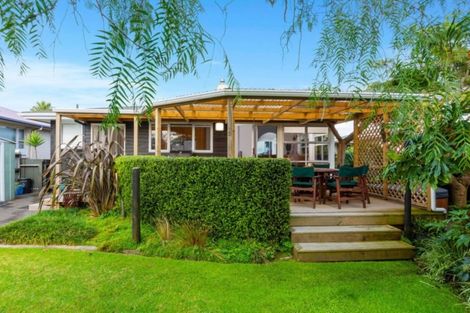 Photo of property in 462 Maunganui Road, Mount Maunganui, 3116