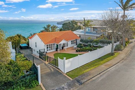 Photo of property in 18 Tizard Road, Birkenhead, Auckland, 0626