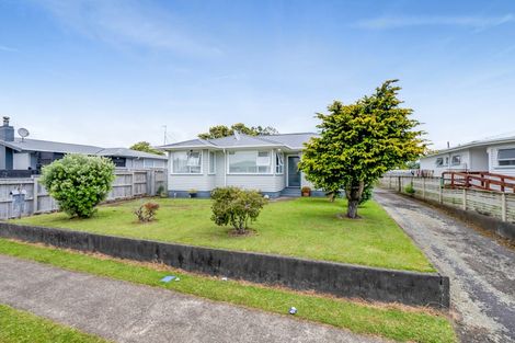 Photo of property in 28 Belair Avenue, Blagdon, New Plymouth, 4310