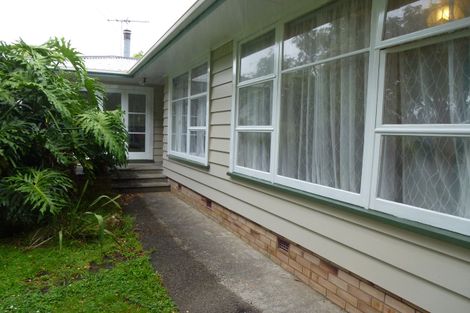 Photo of property in 32 Te Kanawa Crescent, Henderson, Auckland, 0610