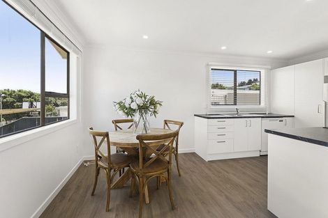 Photo of property in 6 Bobstay Lane, Whitby, Porirua, 5024