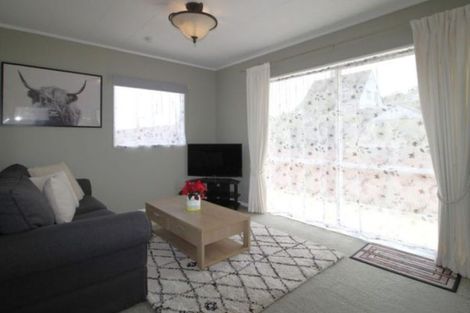 Photo of property in 3 Wright Street, Titahi Bay, Porirua, 5022