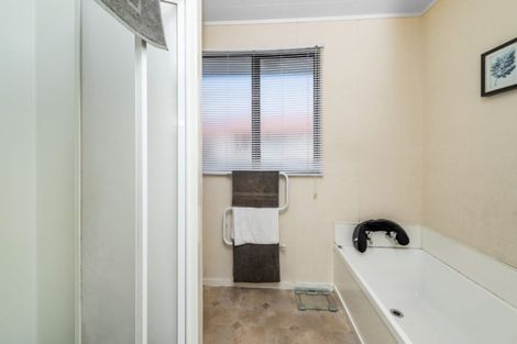 Photo of property in 180 Pukehangi Road, Pukehangi, Rotorua, 3015