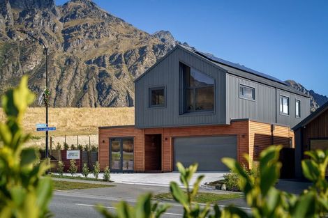 Photo of property in 35 Jack Hanley Drive, Jacks Point, Queenstown, 9371