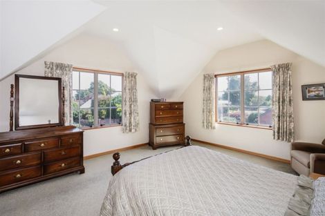 Photo of property in 15 Tavistock Place, Russley, Christchurch, 8042