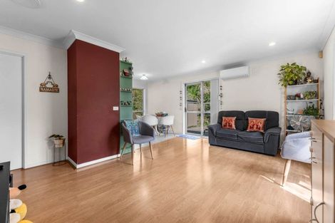 Photo of property in 188a Henderson Valley Road, Henderson, Auckland, 0612