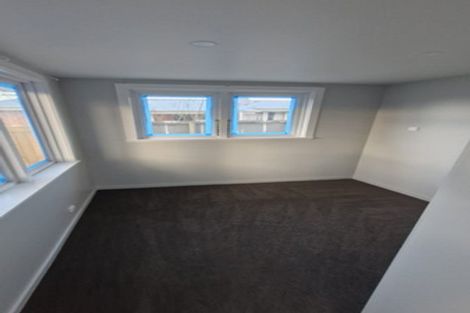 Photo of property in 19 Lambeth Crescent, Northcote, Christchurch, 8052
