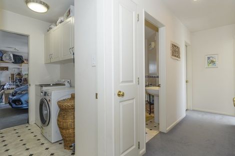 Photo of property in 480a Devonport Road, Tauranga South, Tauranga, 3112