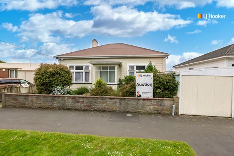 Photo of property in 12 Kirkcaldy Street, South Dunedin, Dunedin, 9012