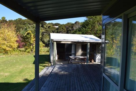 Photo of property in 22 Puriri Place, Tuateawa, Coromandel, 3583