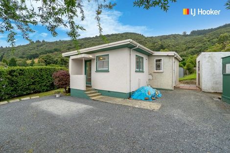 Photo of property in 31 Kauri Street, Ravensbourne, Dunedin, 9022