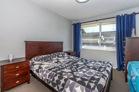 Photo of property in 2/10 Peer Street, Upper Riccarton, Christchurch, 8041