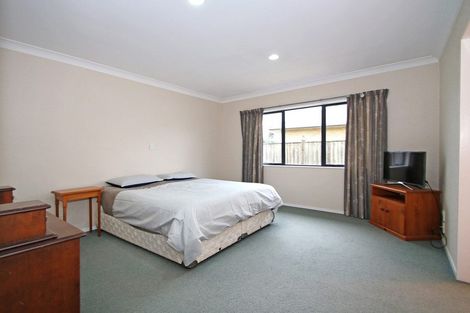 Photo of property in 4 Elmbridge Place, Owhata, Rotorua, 3010