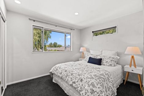 Photo of property in 64 Bevington Street, Avonhead, Christchurch, 8042