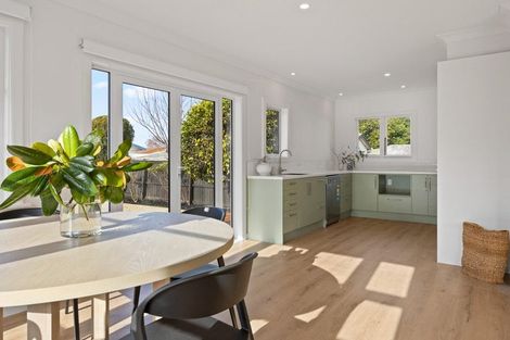 Photo of property in 178 Wilsons Road, Saint Martins, Christchurch, 8022