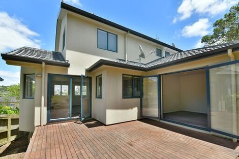 Photo of property in 16 Carento Way, Stanmore Bay, Whangaparaoa, 0932
