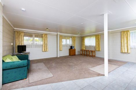 Photo of property in 18 Samuel Place, Queenwood, Hamilton, 3210