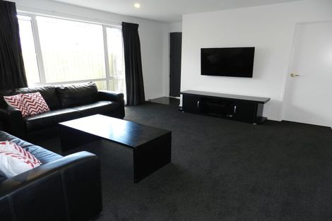 Photo of property in 92 Palmers Road, New Brighton, Christchurch, 8083