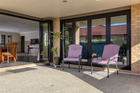 Photo of property in 13 Waitaha Place, Clive, 4102