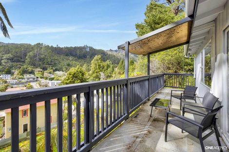 Photo of property in 470c Stokes Valley Road, Stokes Valley, Lower Hutt, 5019
