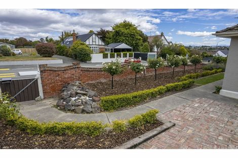 Photo of property in 23 Selwyn Street, Maori Hill, Timaru, 7910