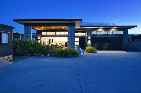 Photo of property in 15a Parklands Avenue, Mangawhai Heads, Mangawhai, 0505