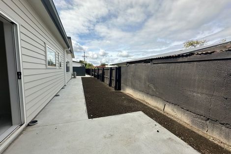 Photo of property in 19 Victoria Street, Carterton, 5713