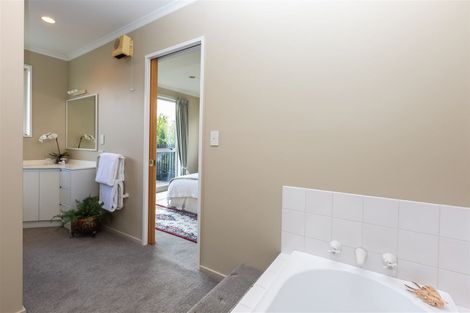 Photo of property in 1/53 Memorial Avenue, Ilam, Christchurch, 8053