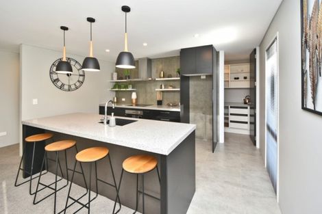 Photo of property in 33 Prestons Park Drive, Marshland, Christchurch, 8083