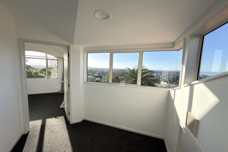 Photo of property in 1/80 Knights Road, Rothesay Bay, Auckland, 0630
