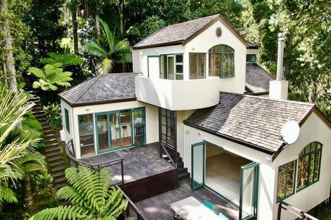 Photo of property in 107 Hadfield Street, Beach Haven, Auckland, 0626