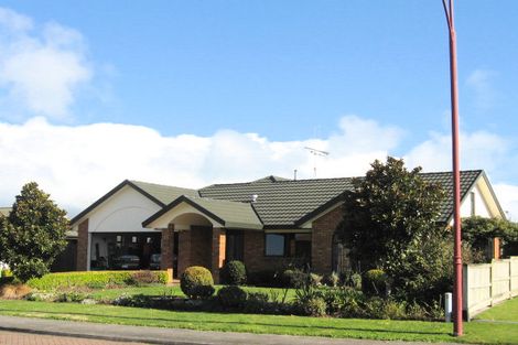 Photo of property in 9 Drumfearn Place, Rototuna, Hamilton, 3210