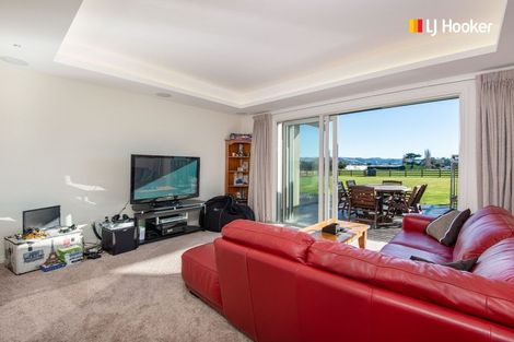 Photo of property in 100 Wingatui Road, Mosgiel, 9024