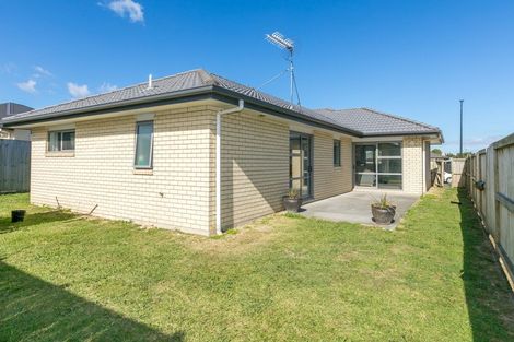Photo of property in 42 Tupelo Street, Pukete, Hamilton, 3200