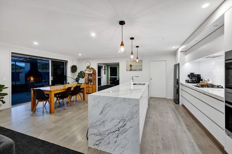 Photo of property in 54 Denby Road, Hawera, 4672