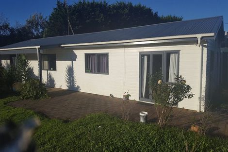 Photo of property in 64 Allcock Road, Waiuku, 2682