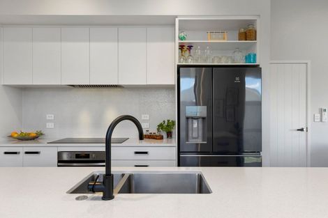 Photo of property in 64 Franks Way, Papamoa Beach, Papamoa, 3118