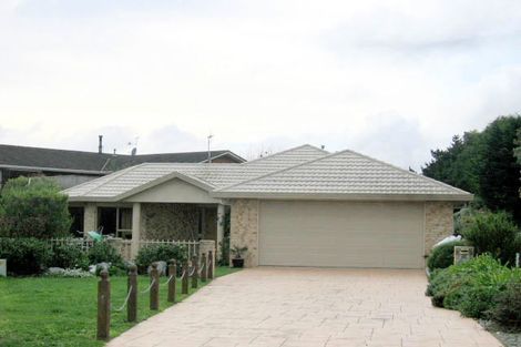 Photo of property in 39 Wood Leigh, Paraparaumu Beach, Paraparaumu, 5032