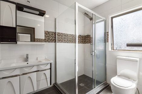 Photo of property in 27a Florence Daly Place, Mount Roskill, Auckland, 1041