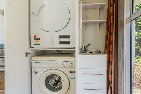 Photo of property in 14 Seaview Terrace, Kew, Dunedin, 9012