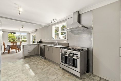 Photo of property in 31 Manuka Street, Castlecliff, Whanganui, 4501