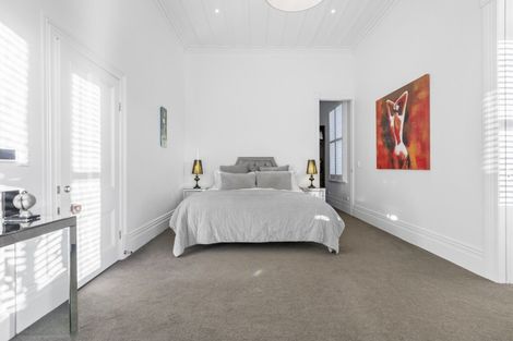 Photo of property in 306 Jervois Road, Herne Bay, Auckland, 1011