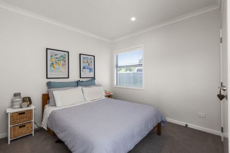 Photo of property in 22 Young Place, Taradale, Napier, 4112