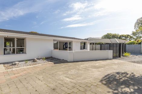 Photo of property in 14 De Bloge Place, Burwood, Christchurch, 8061