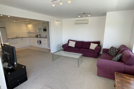 Photo of property in 22 Dorking Road, Brooklyn, Wellington, 6021