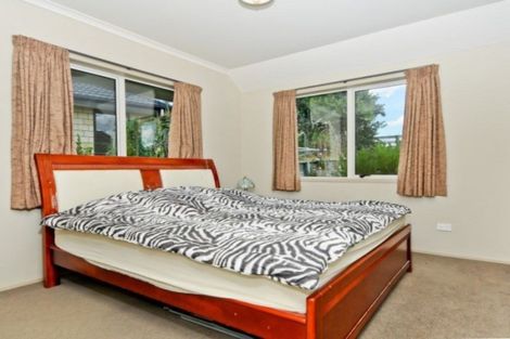 Photo of property in 116 Farnborough Drive, Grandview Heights, Hamilton, 3200